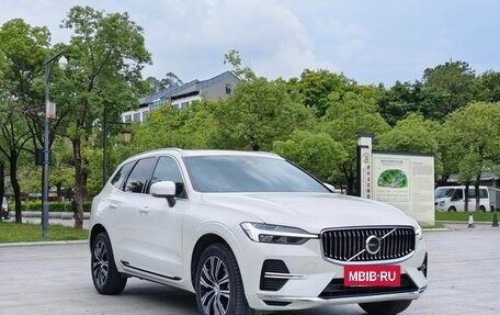 Volvo XC60 II, 2022 год, 3 010 000 рублей, 2 фотография