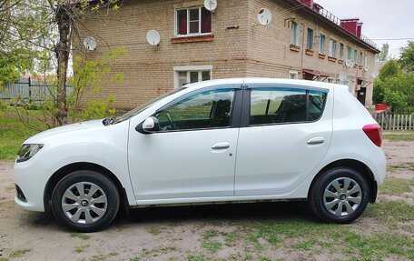 Renault Sandero II рестайлинг, 2016 год, 745 000 рублей, 2 фотография