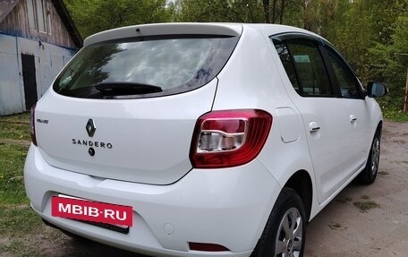 Renault Sandero II рестайлинг, 2016 год, 745 000 рублей, 4 фотография