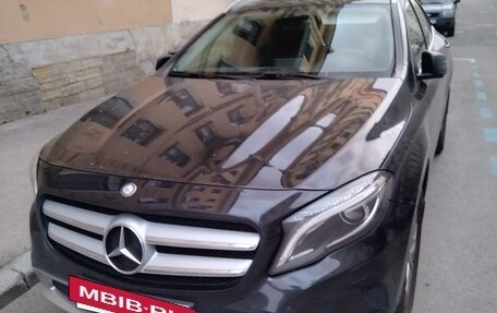 Mercedes-Benz GLA, 2015 год, 1 950 000 рублей, 6 фотография