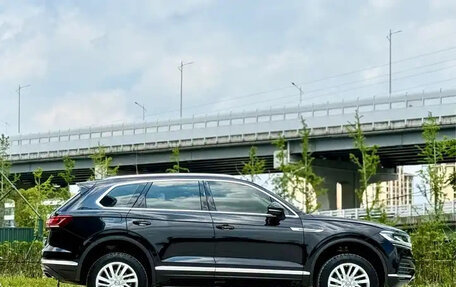 Volkswagen Touareg III, 2021 год, 5 100 999 рублей, 3 фотография