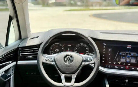 Volkswagen Touareg III, 2021 год, 5 100 999 рублей, 12 фотография