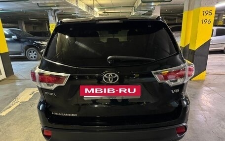 Toyota Highlander III, 2014 год, 3 250 000 рублей, 6 фотография
