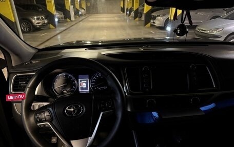 Toyota Highlander III, 2014 год, 3 250 000 рублей, 10 фотография
