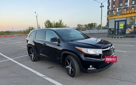 Toyota Highlander III, 2014 год, 3 250 000 рублей, 15 фотография