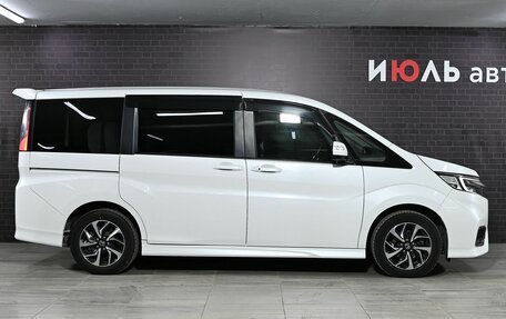 Honda Stepwgn IV, 2019 год, 2 800 000 рублей, 8 фотография