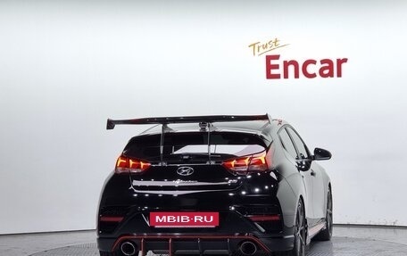 Hyundai Veloster II, 2021 год, 2 400 000 рублей, 4 фотография