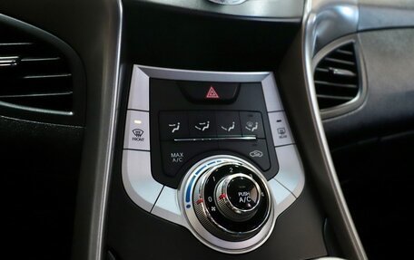 Hyundai Avante, 2011 год, 1 050 000 рублей, 19 фотография