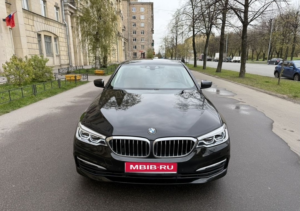 BMW 5 серия, 2018 год, 2 769 000 рублей, 2 фотография
