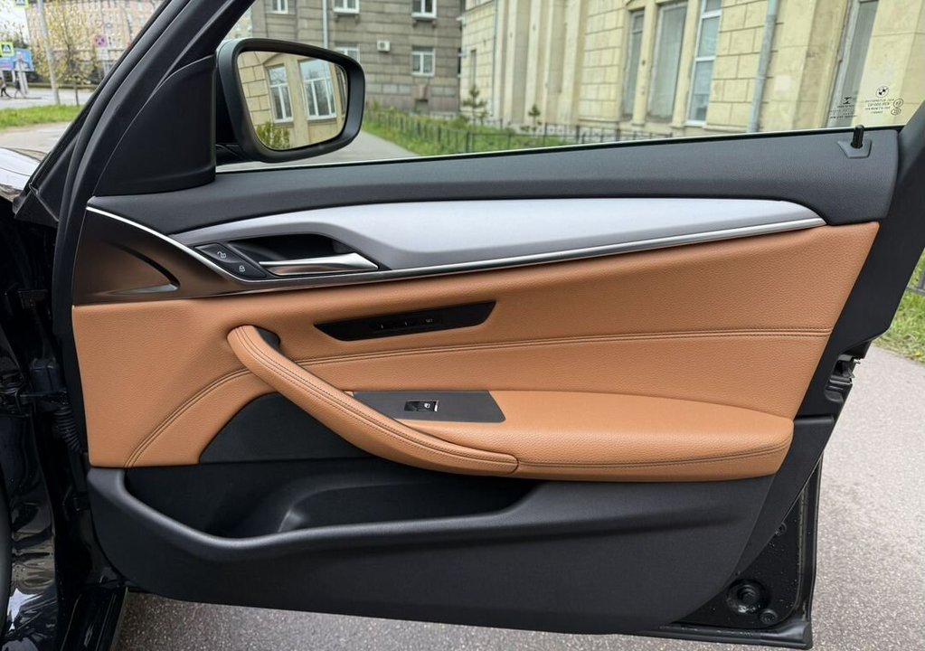 BMW 5 серия, 2018 год, 2 769 000 рублей, 16 фотография
