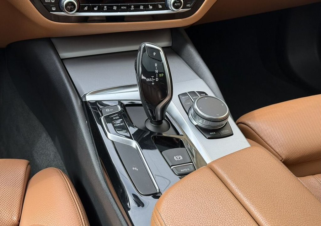 BMW 5 серия, 2018 год, 2 769 000 рублей, 19 фотография