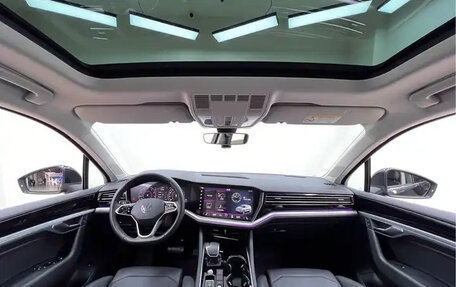 Volkswagen Touareg III, 2021 год, 4 250 888 рублей, 9 фотография