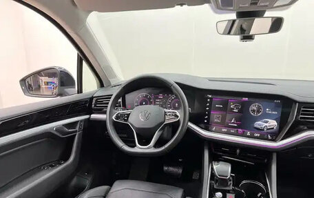 Volkswagen Touareg III, 2021 год, 4 250 888 рублей, 11 фотография