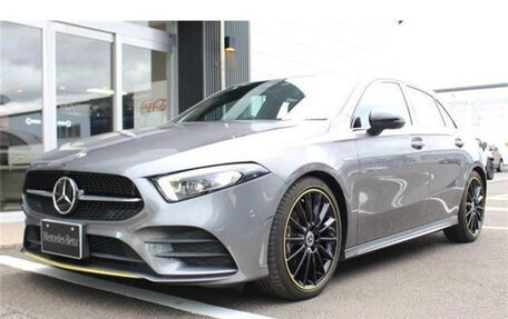 Mercedes-Benz A-Класс, 2018 год, 1 350 035 рублей, 3 фотография