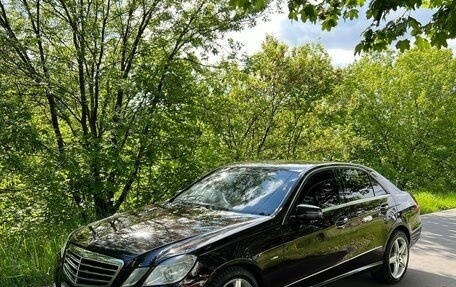 Mercedes-Benz E-Класс, 2009 год, 890 000 рублей, 1 фотография