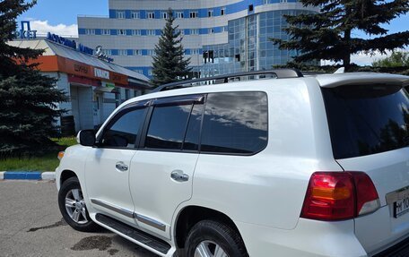 Toyota Land Cruiser 200, 2015 год, 4 900 000 рублей, 3 фотография