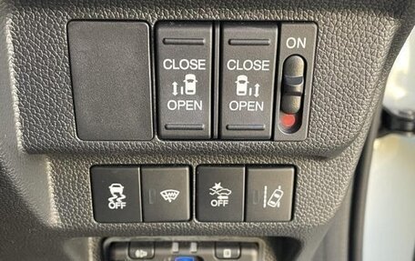 Honda Freed II, 2022 год, 1 550 000 рублей, 11 фотография