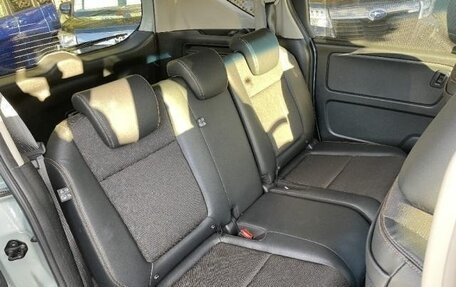 Honda Freed II, 2022 год, 1 550 000 рублей, 16 фотография