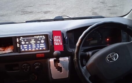 Toyota RegiusAce, 2015 год, 2 850 000 рублей, 6 фотография