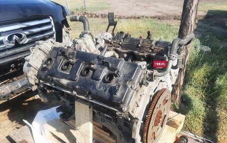 Infiniti QX56, 2004 год, 800 000 рублей, 3 фотография