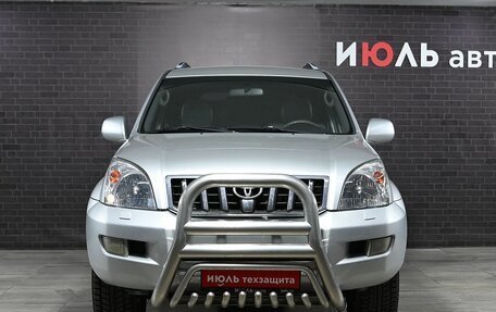 Toyota Land Cruiser Prado 120 рестайлинг, 2005 год, 1 875 000 рублей, 2 фотография