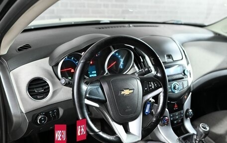 Chevrolet Cruze II, 2013 год, 900 000 рублей, 12 фотография