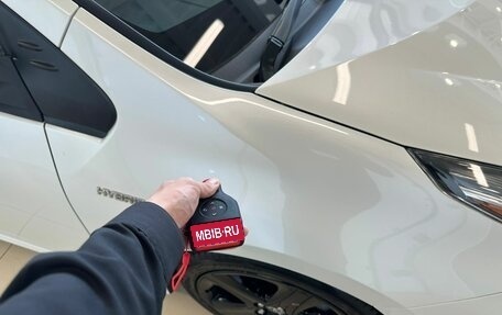 Toyota Prius IV XW50, 2019 год, 2 189 000 рублей, 27 фотография
