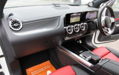 Mercedes-Benz B-Класс, 2019 год, 1 270 035 рублей, 13 фотография
