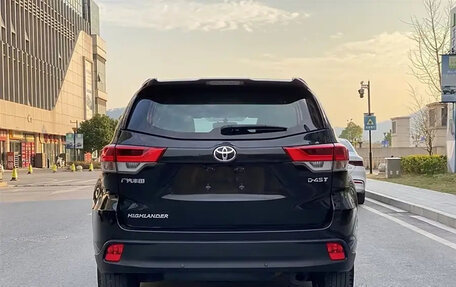 Toyota Highlander III, 2021 год, 2 650 000 рублей, 6 фотография