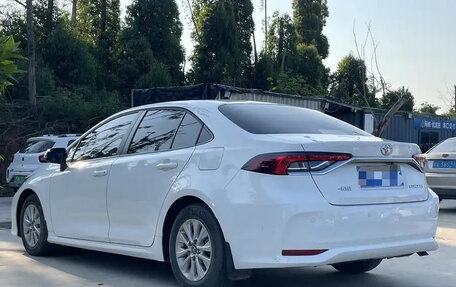 Toyota Corolla, 2022 год, 1 300 000 рублей, 8 фотография