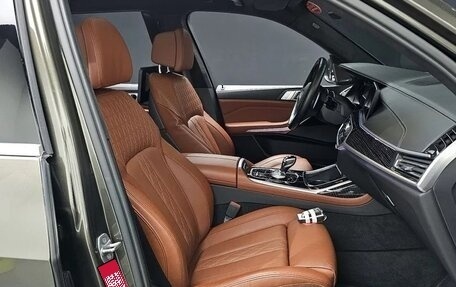 BMW X7, 2022 год, 8 999 999 рублей, 10 фотография
