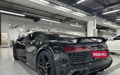 Audi R8, 2022 год, 16 450 000 рублей, 5 фотография