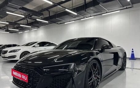 Audi R8, 2022 год, 16 450 000 рублей, 2 фотография