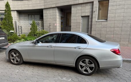 Mercedes-Benz E-Класс, 2019 год, 3 590 000 рублей, 3 фотография