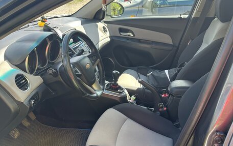 Chevrolet Cruze II, 2011 год, 750 000 рублей, 7 фотография