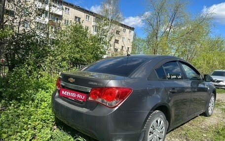 Chevrolet Cruze II, 2011 год, 750 000 рублей, 4 фотография