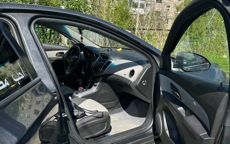 Chevrolet Cruze II, 2011 год, 750 000 рублей, 11 фотография