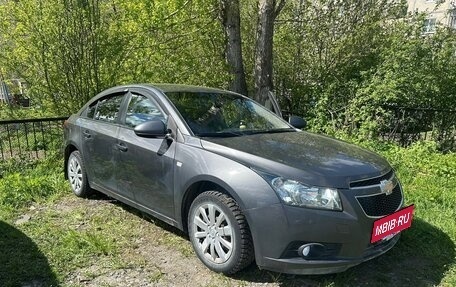 Chevrolet Cruze II, 2011 год, 750 000 рублей, 2 фотография