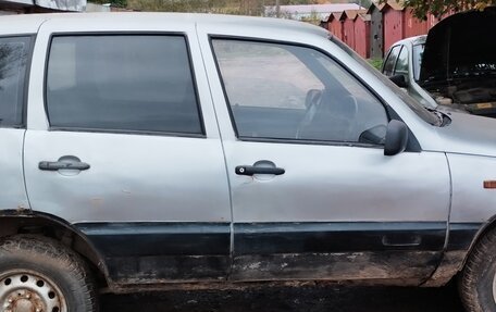 Chevrolet Niva I рестайлинг, 2004 год, 230 000 рублей, 4 фотография