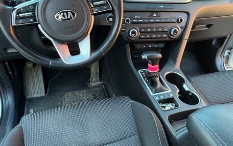 KIA Sportage IV рестайлинг, 2020 год, 2 450 000 рублей, 16 фотография