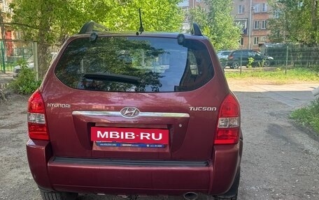 Hyundai Tucson III, 2007 год, 900 000 рублей, 4 фотография