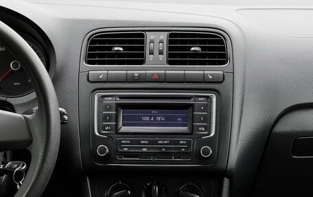 Volkswagen Polo VI (EU Market), 2014 год, 809 000 рублей, 21 фотография
