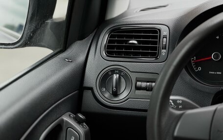 Volkswagen Polo VI (EU Market), 2014 год, 809 000 рублей, 28 фотография