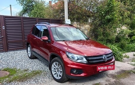 Volkswagen Tiguan I, 2015 год, 1 630 000 рублей, 2 фотография