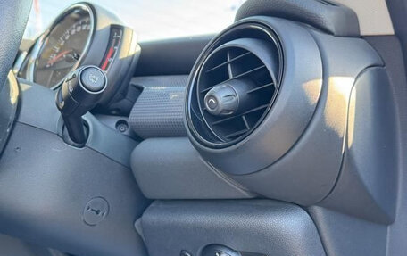 MINI Hatch, 2018 год, 1 150 035 рублей, 21 фотография