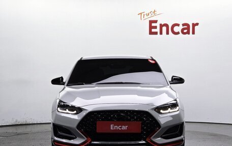 Hyundai Veloster II, 2022 год, 1 943 000 рублей, 3 фотография