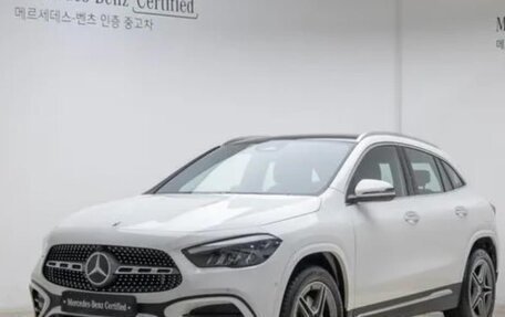 Mercedes-Benz GLA, 2024 год, 4 400 000 рублей, 3 фотография