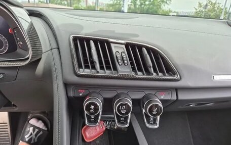Audi R8, 2021 год, 15 850 000 рублей, 8 фотография