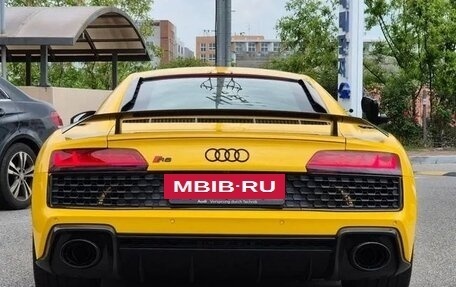 Audi R8, 2021 год, 15 850 000 рублей, 4 фотография
