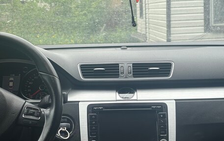 Volkswagen Passat B7, 2011 год, 970 000 рублей, 8 фотография